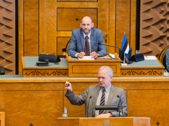 Riigikogu täiskogu istung 2. juuni 2015